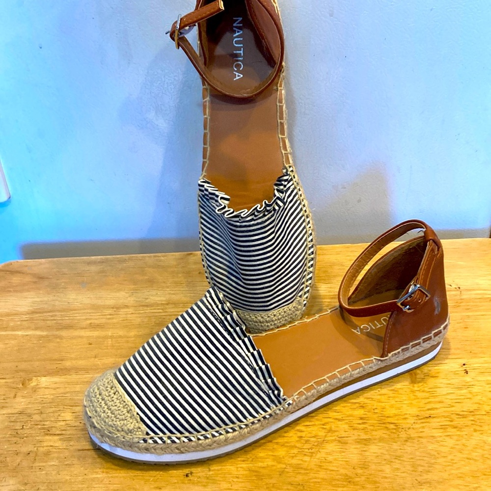 Nautica Espadrilles - Picture 1 of 3